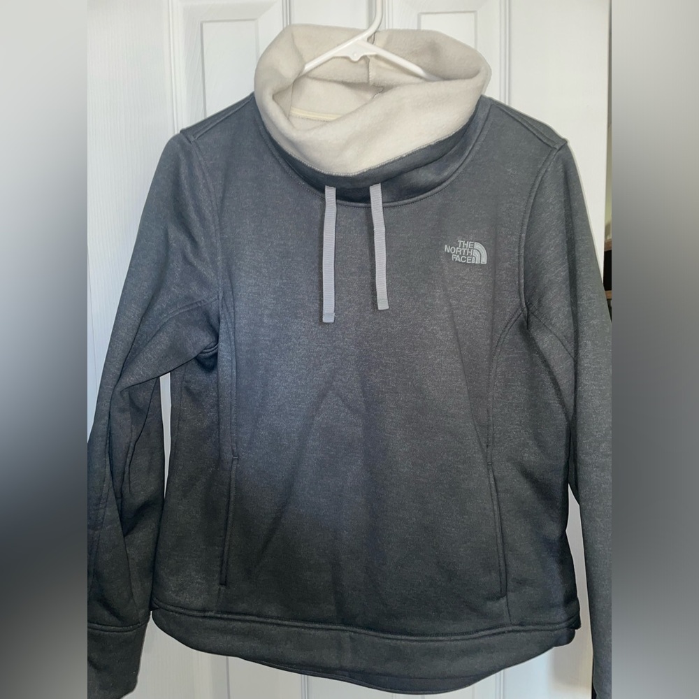 Women’s The North Face Fleece Pullover
